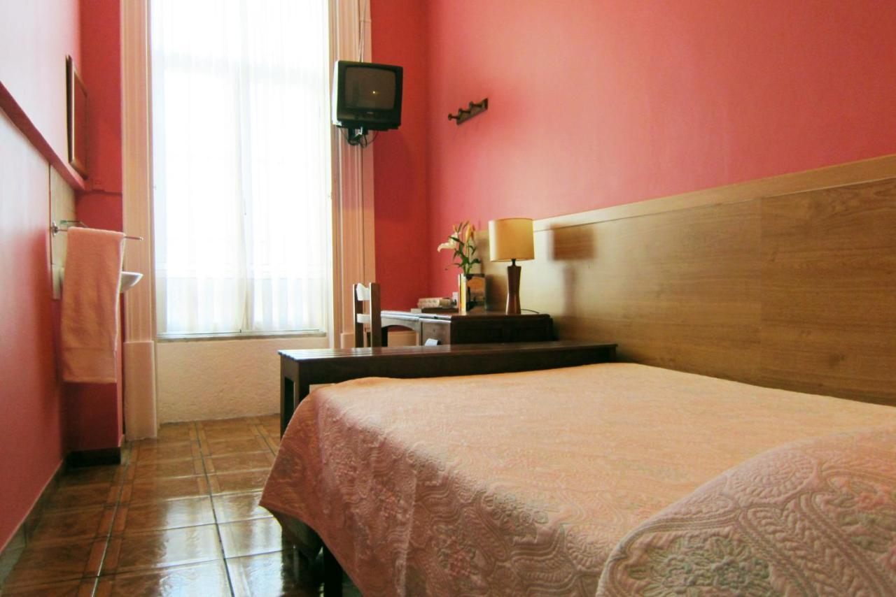 Duas Nacoes Guest House Porto Ngoại thất bức ảnh