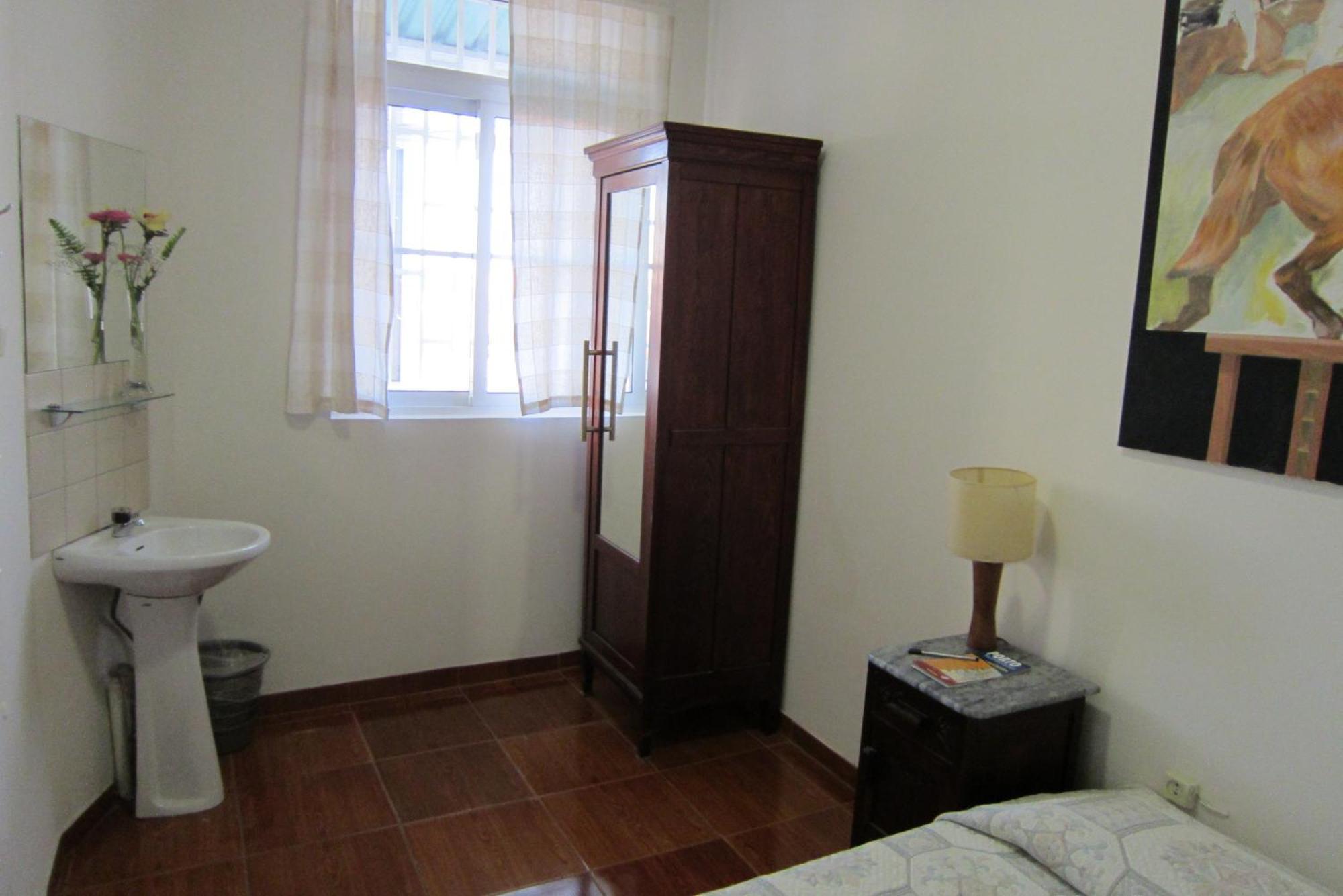 Duas Nacoes Guest House Porto Ngoại thất bức ảnh